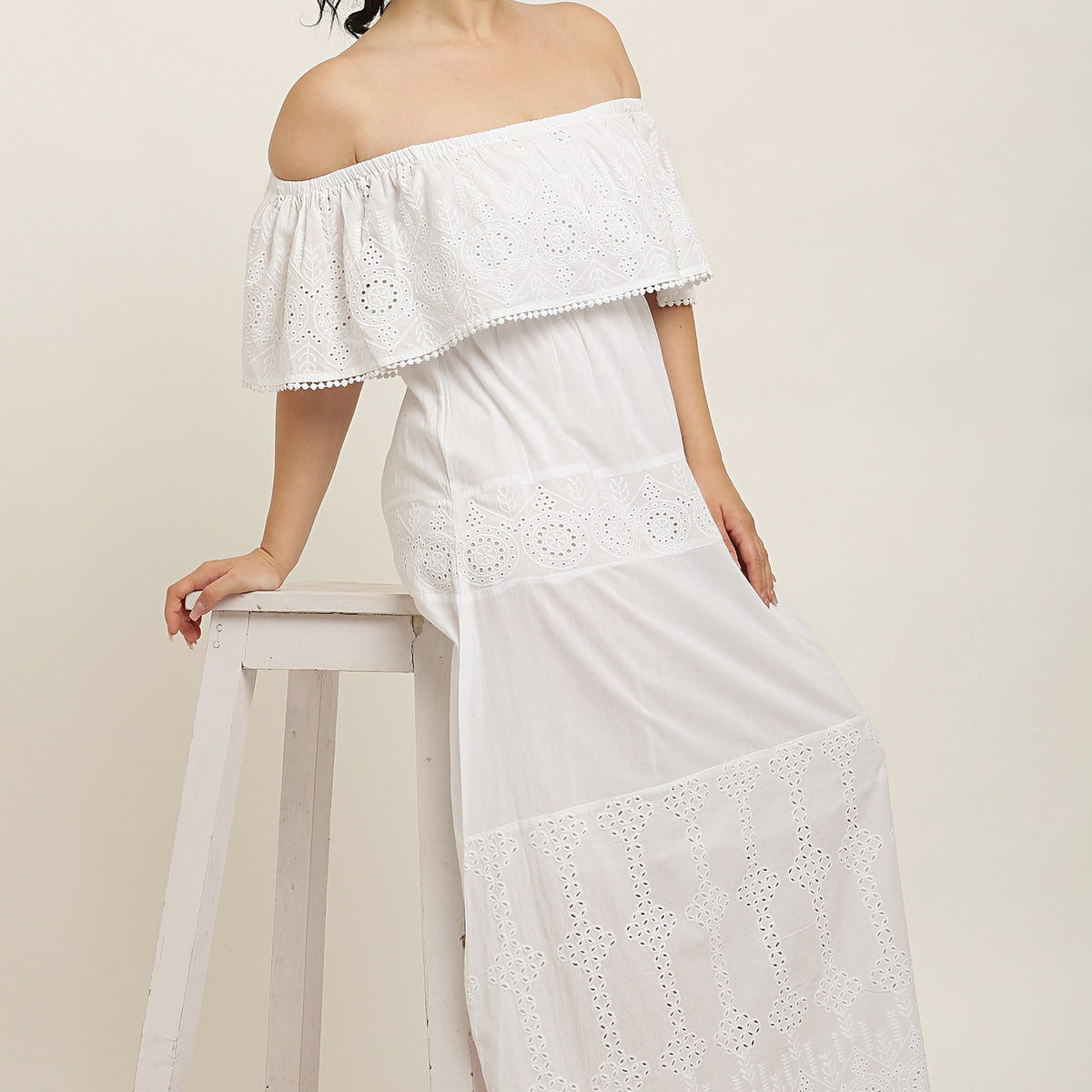 Schiffli Lace Dress – TanVastr
