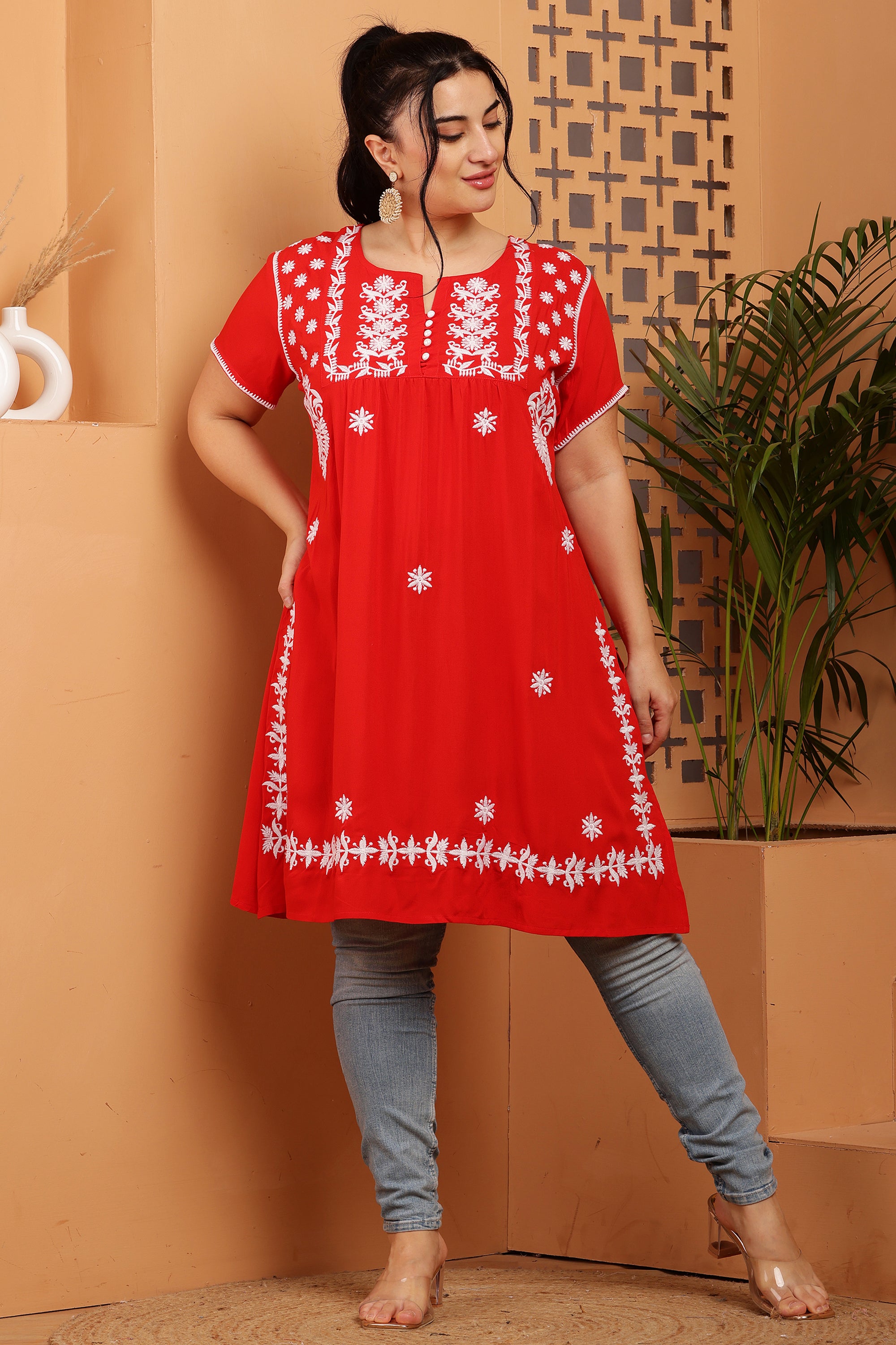 Floral Chikankari Embroidery Kurta