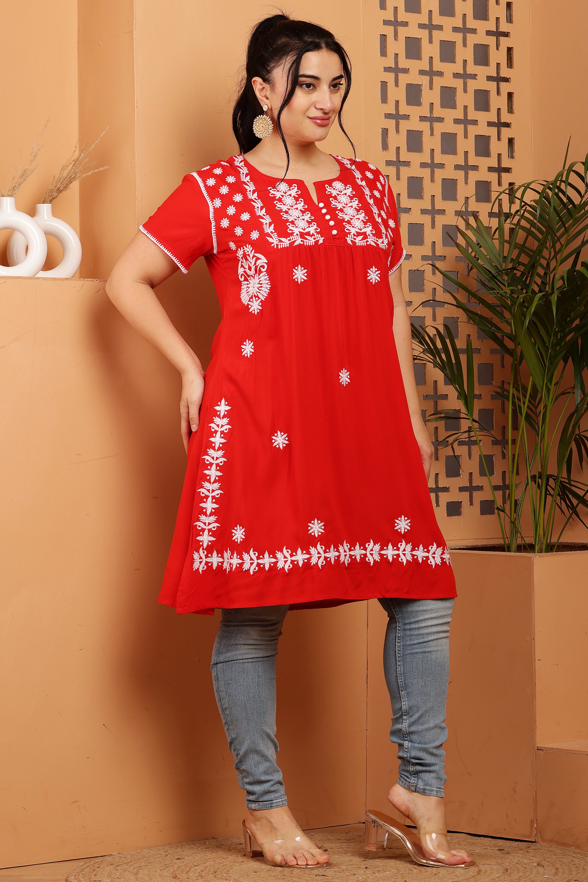 Floral Chikankari Embroidery Kurta