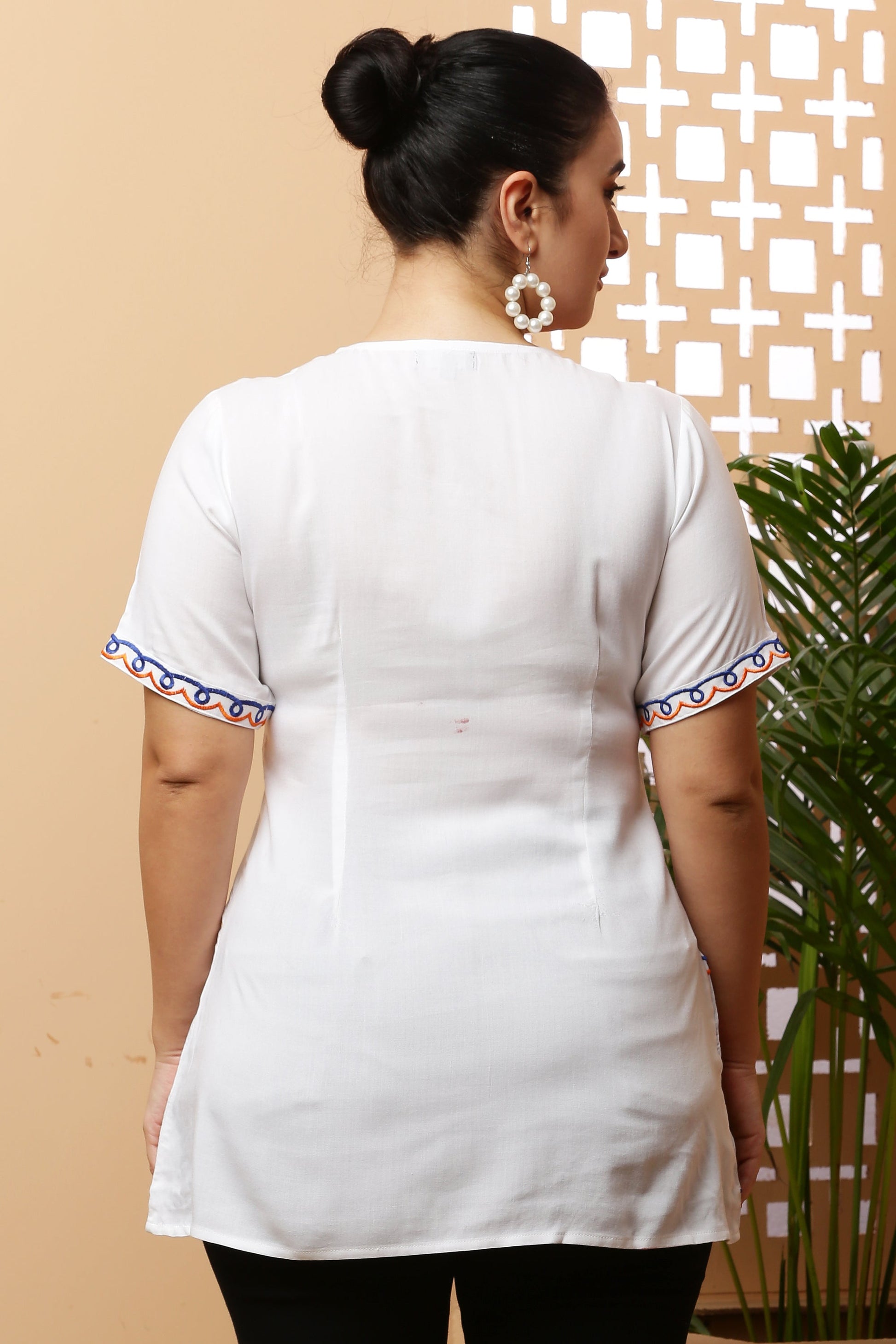 Floral Embroidery Short Kurta