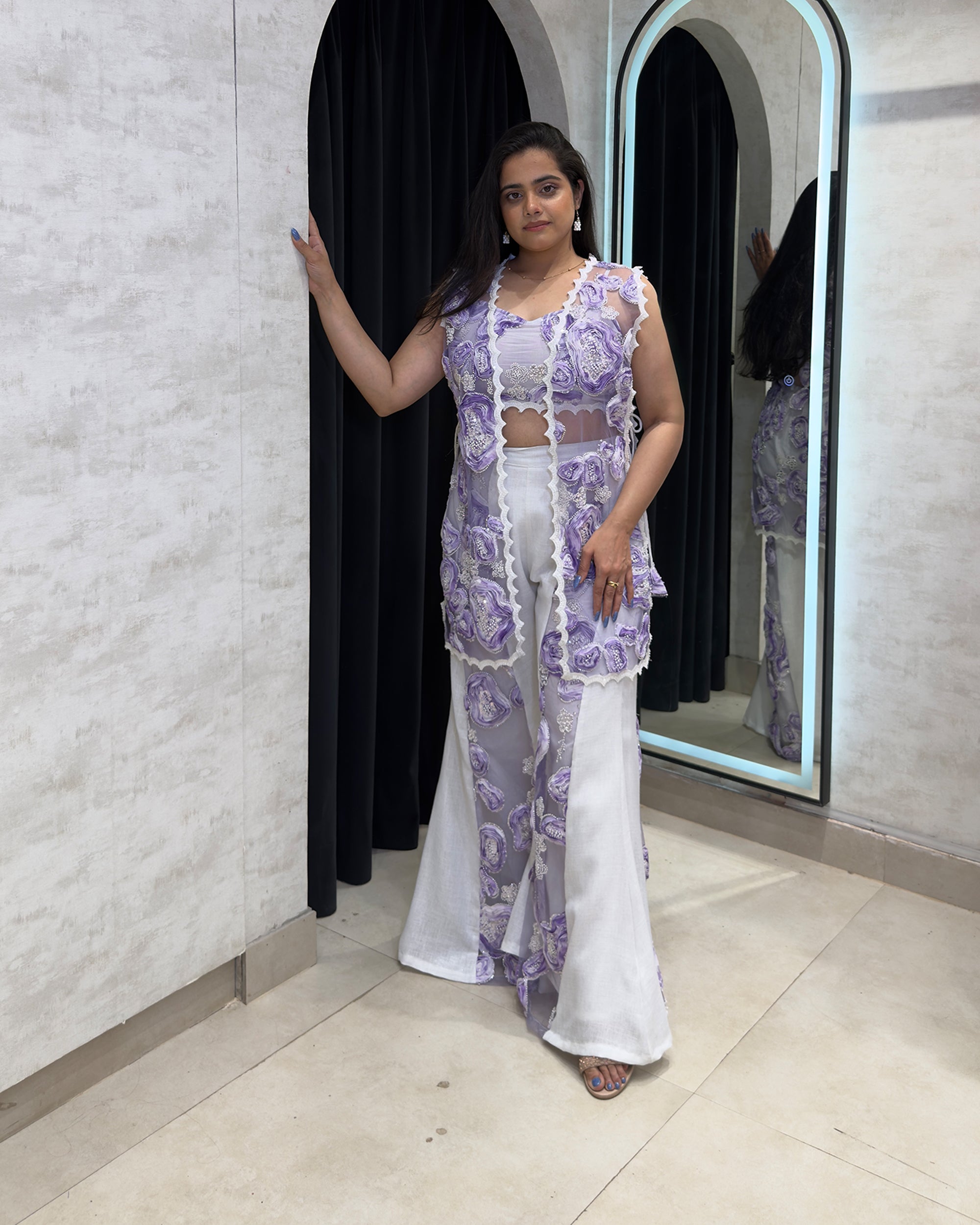 3D Ribbon Net Jacket with Bustier & Flared Pants Secondary image