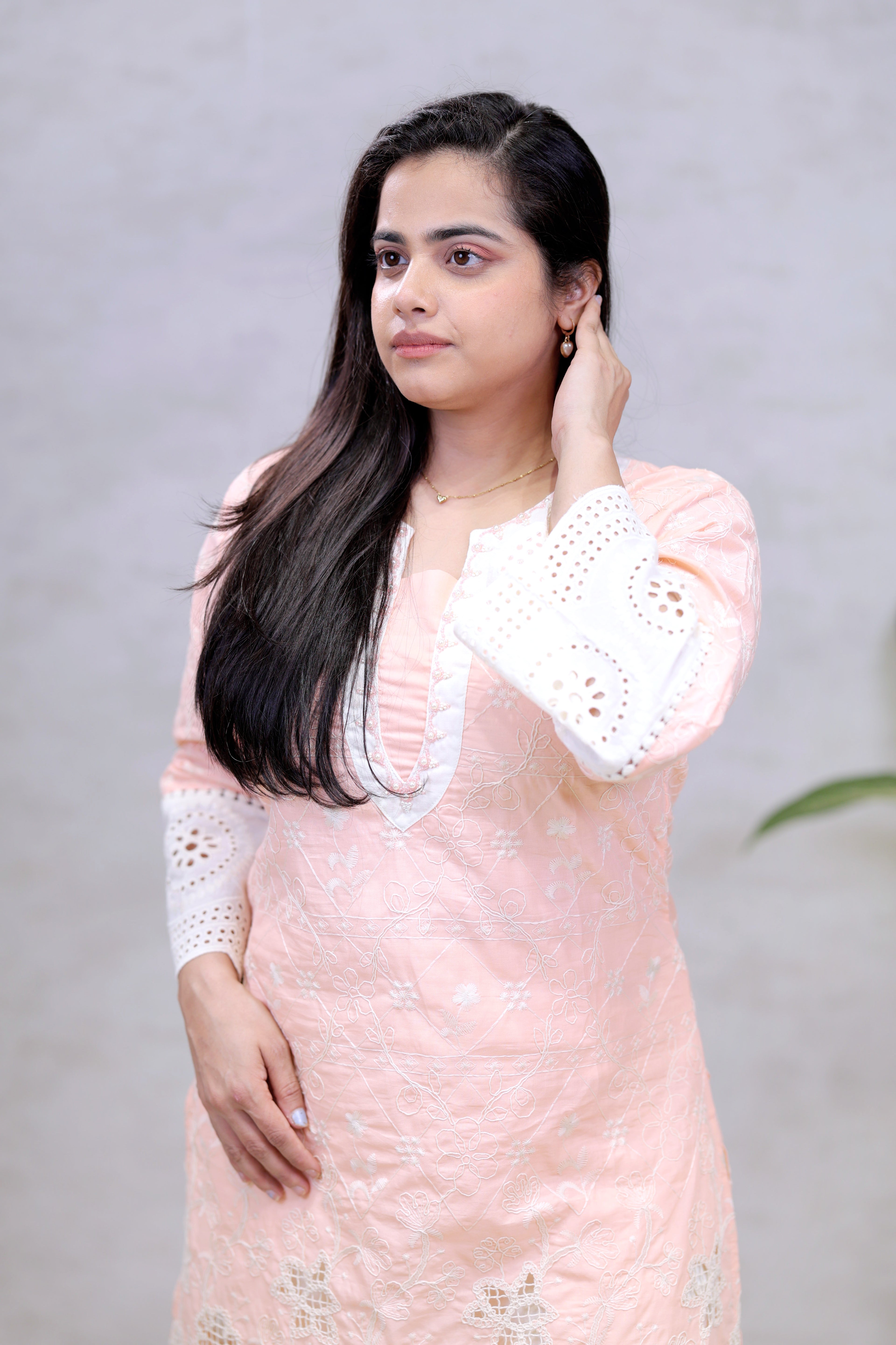 Crochet Embroidered Straight Kurta with Pants