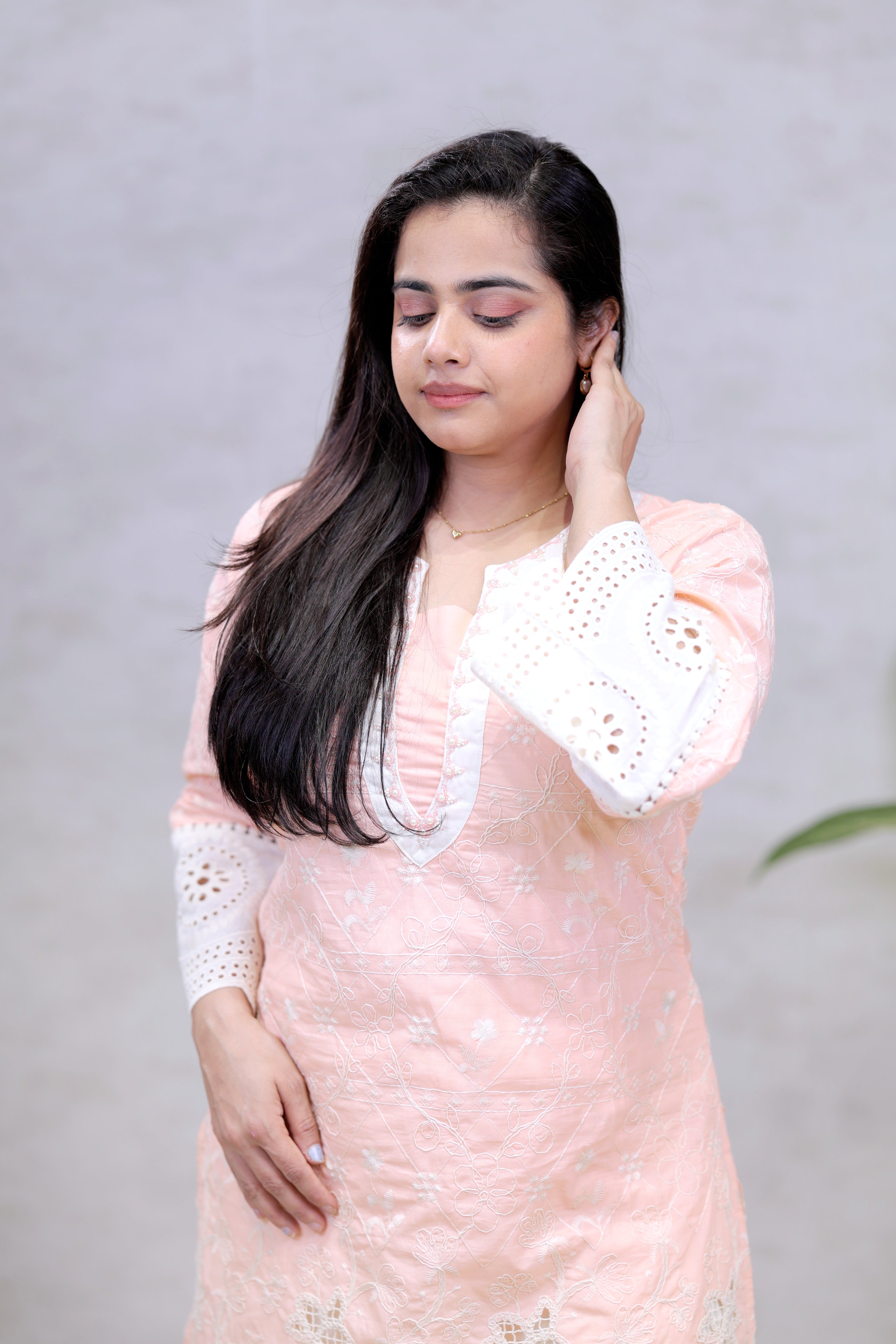 Crochet Embroidered Straight Kurta with Pants