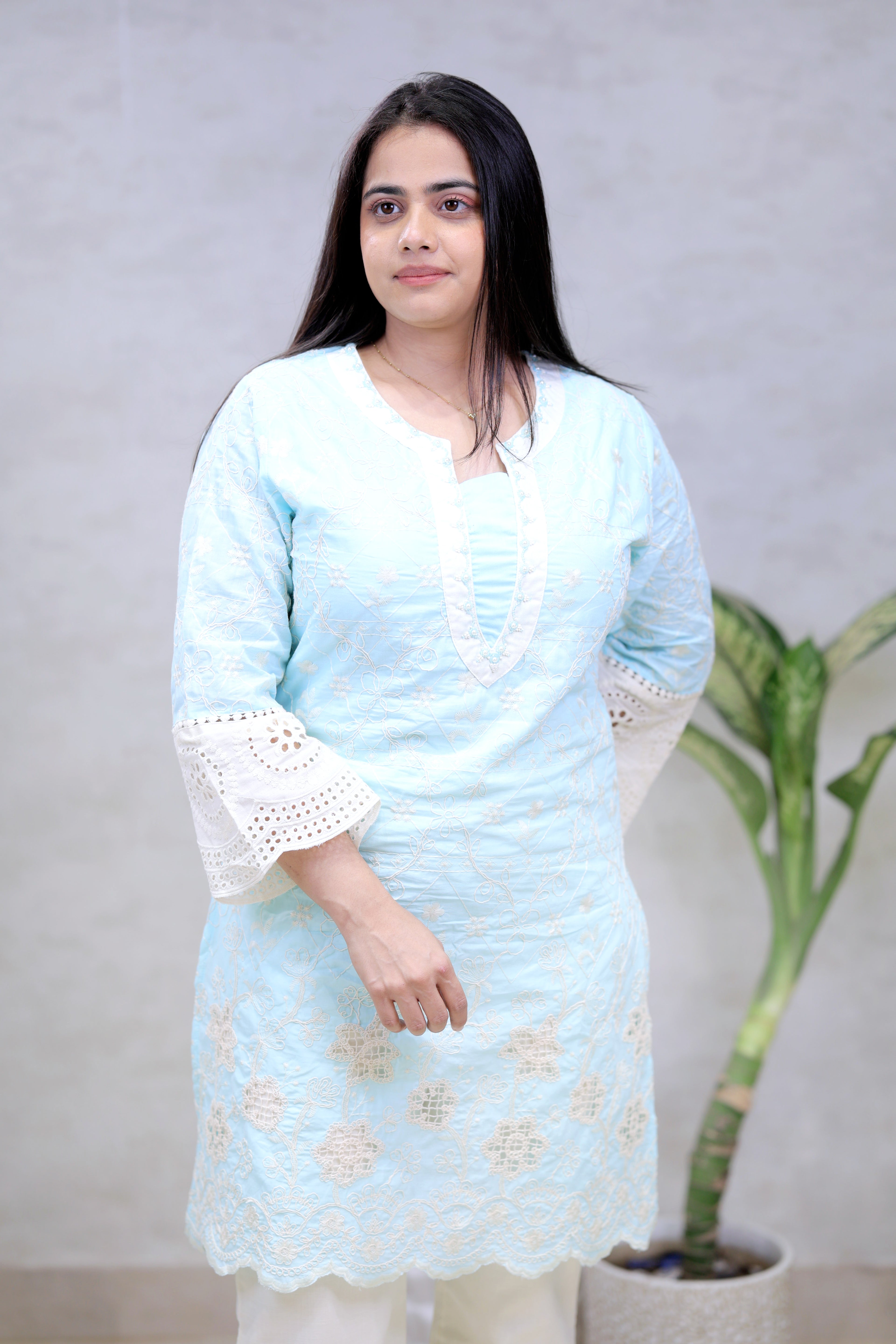 Crochet Embroidered Straight Kurta with Pants