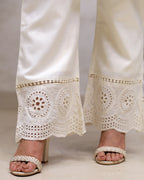 Crochet Embroidered Straight Kurta with Pants