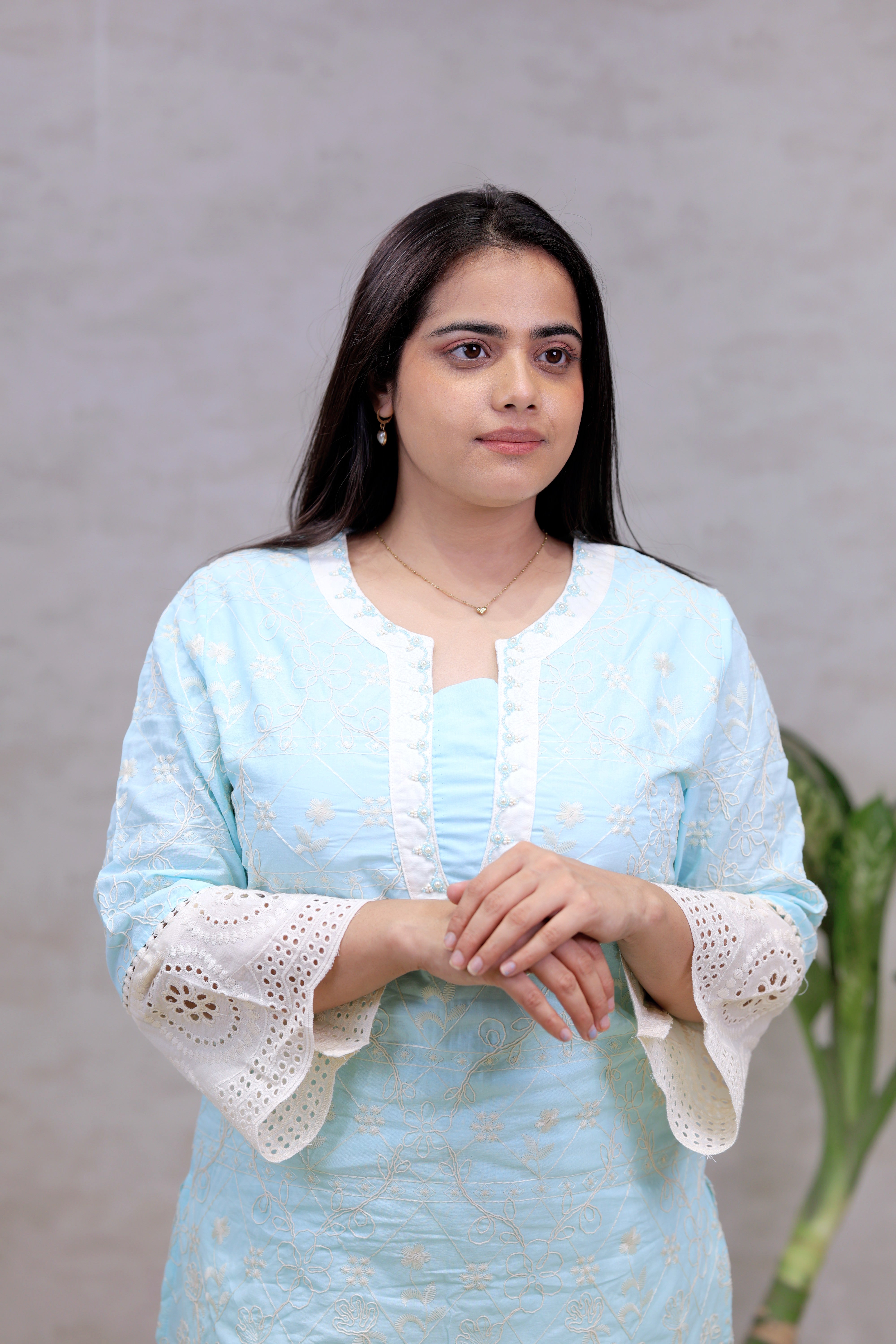 Crochet Embroidered Straight Kurta with Pants