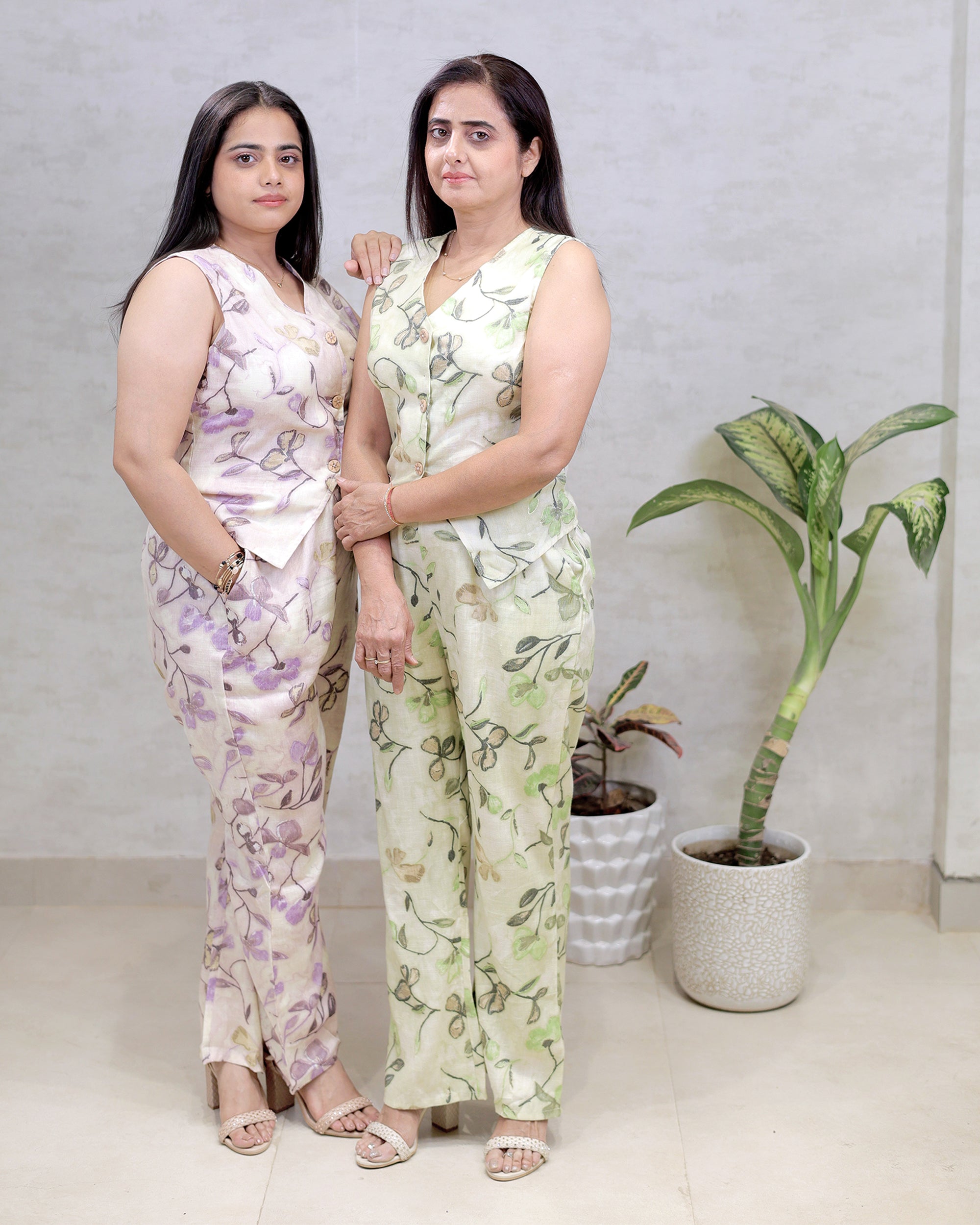 Floral Printed Vest Top with Pants