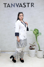 Applique Short Kurta with Pants