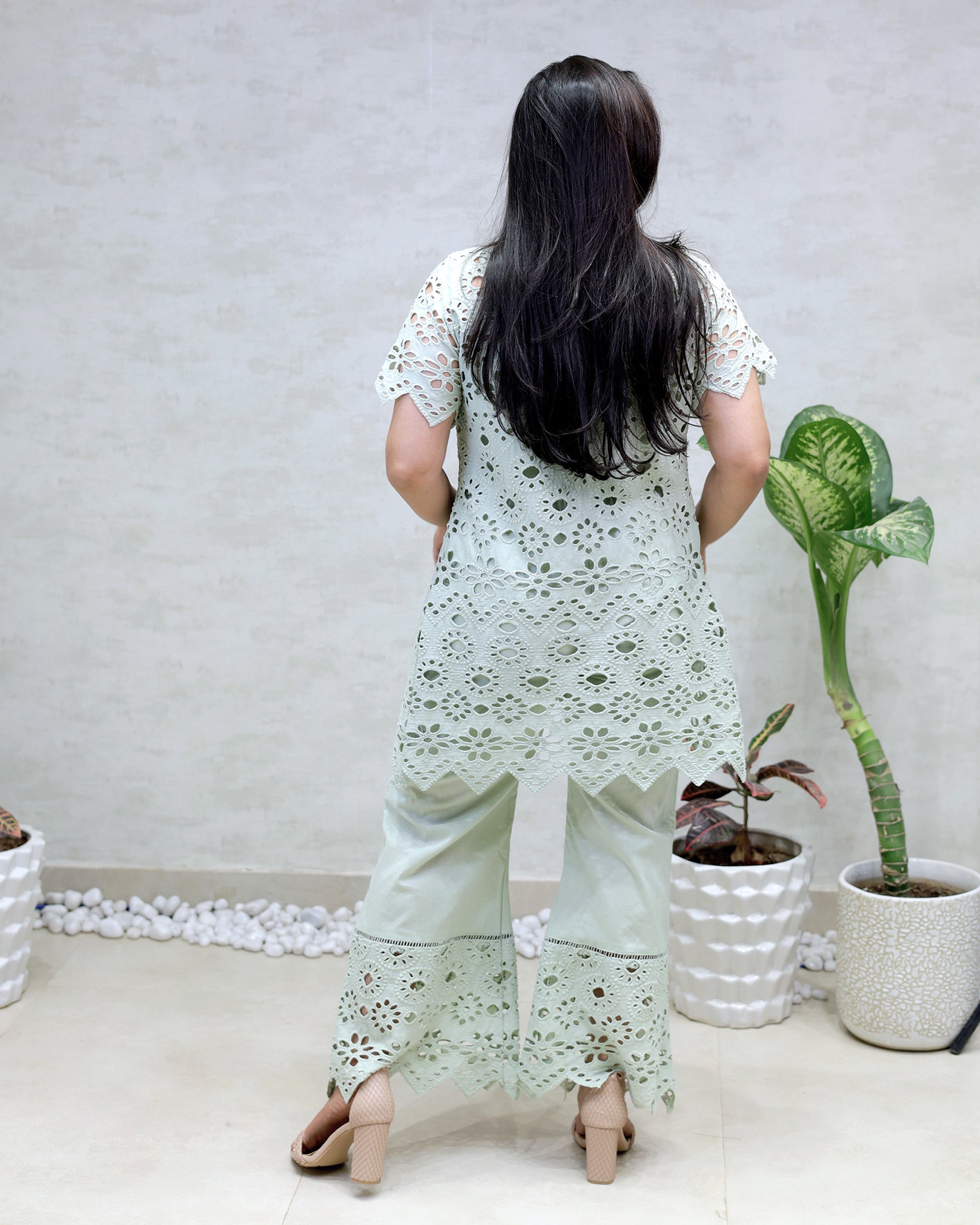 Hakoba Schiffli Shrug Three Piece Set