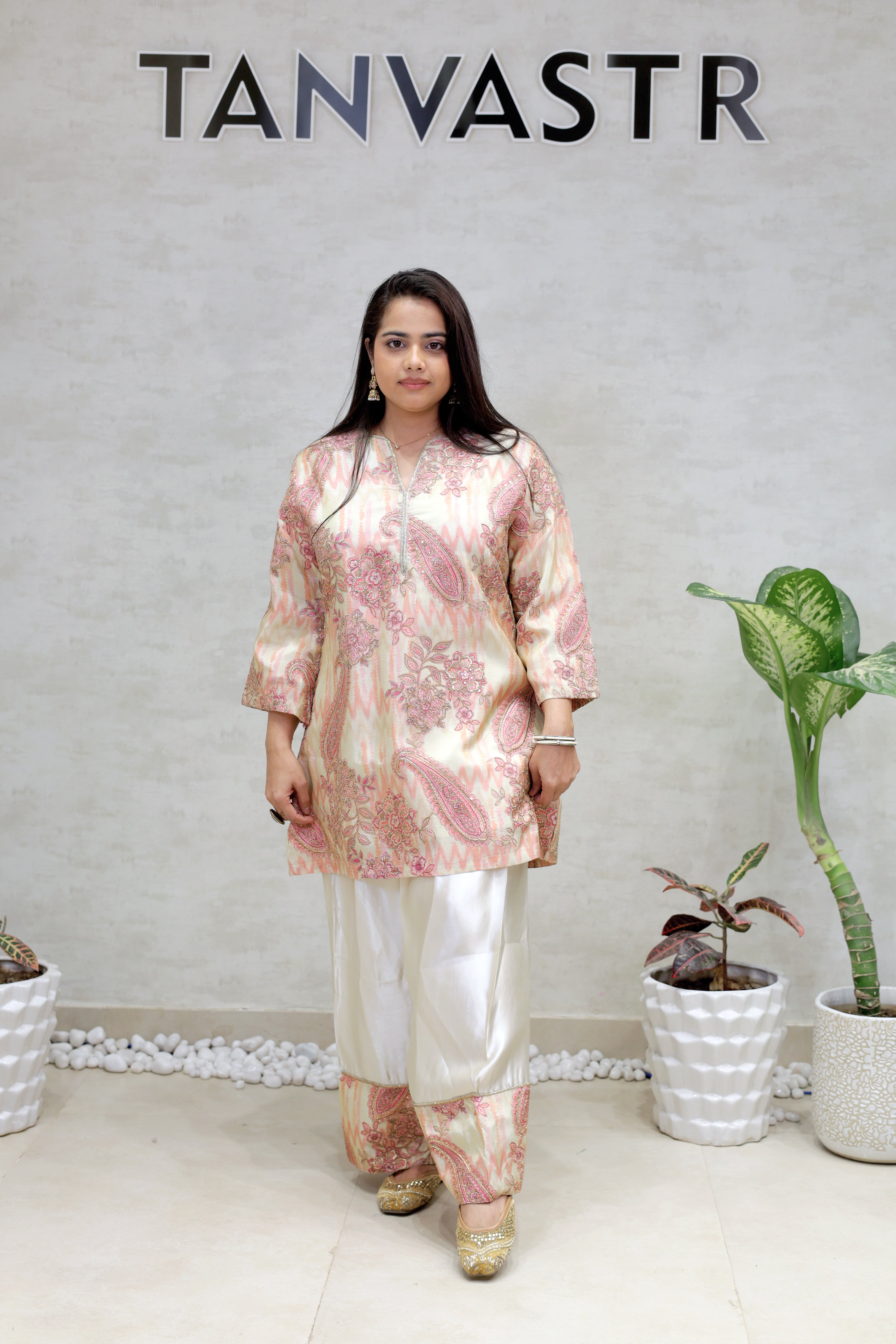 Tissue Silk Kurta Farshi Set Secondary image