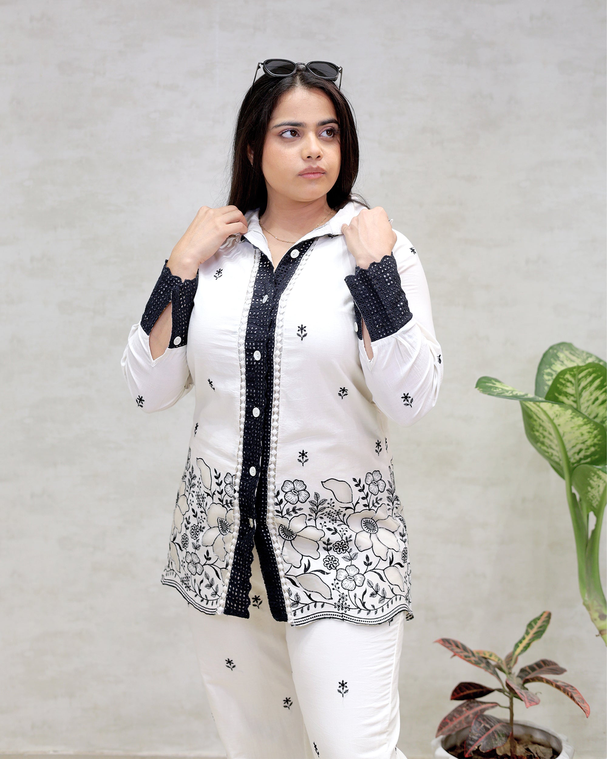 Applique Collar Shirt with Pants