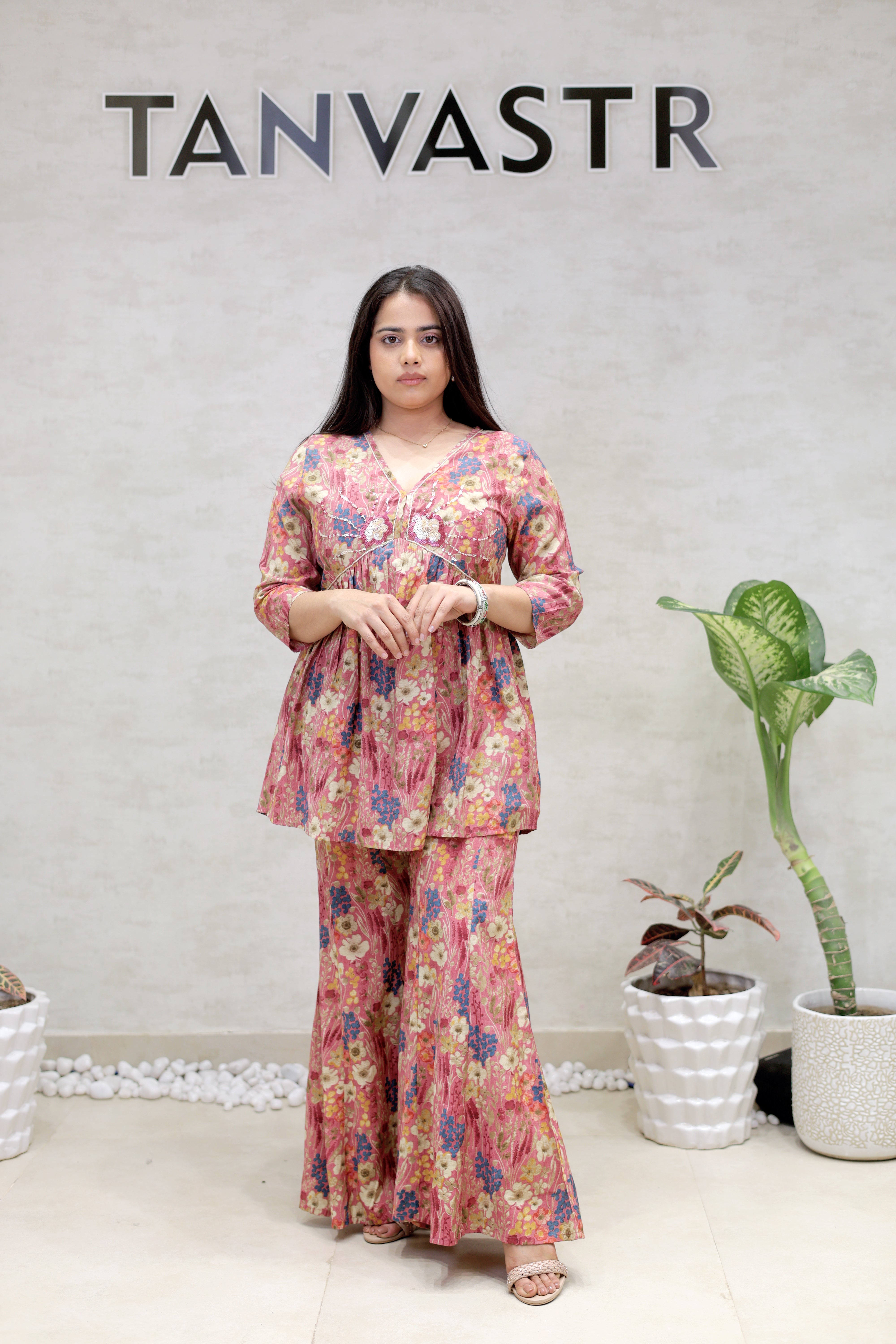 A-line Short Floral Beads HandWork