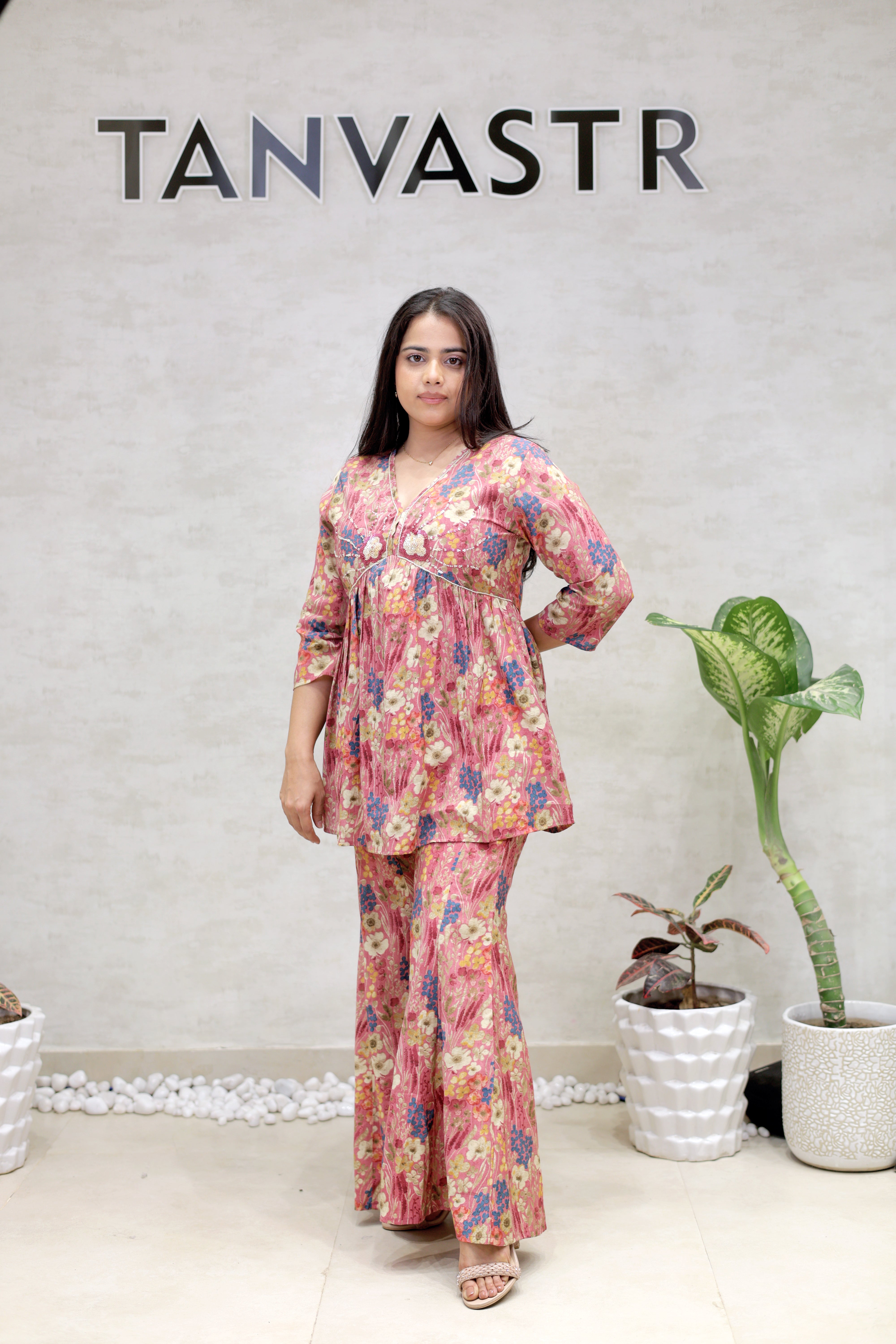 A-line Short Floral Beads HandWork