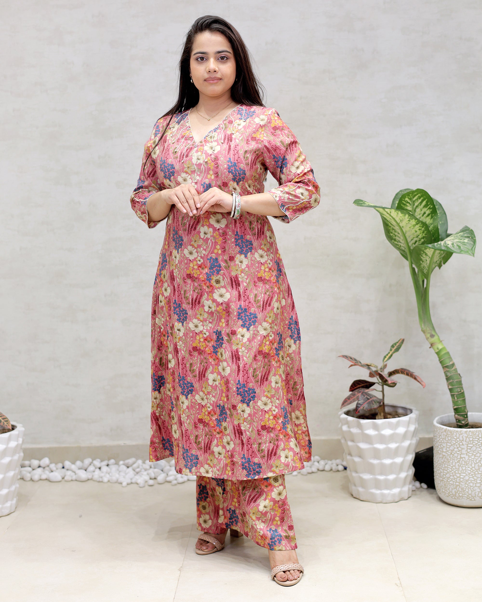 Floral Printed Long Kurta with Plazzo Pants Main image
