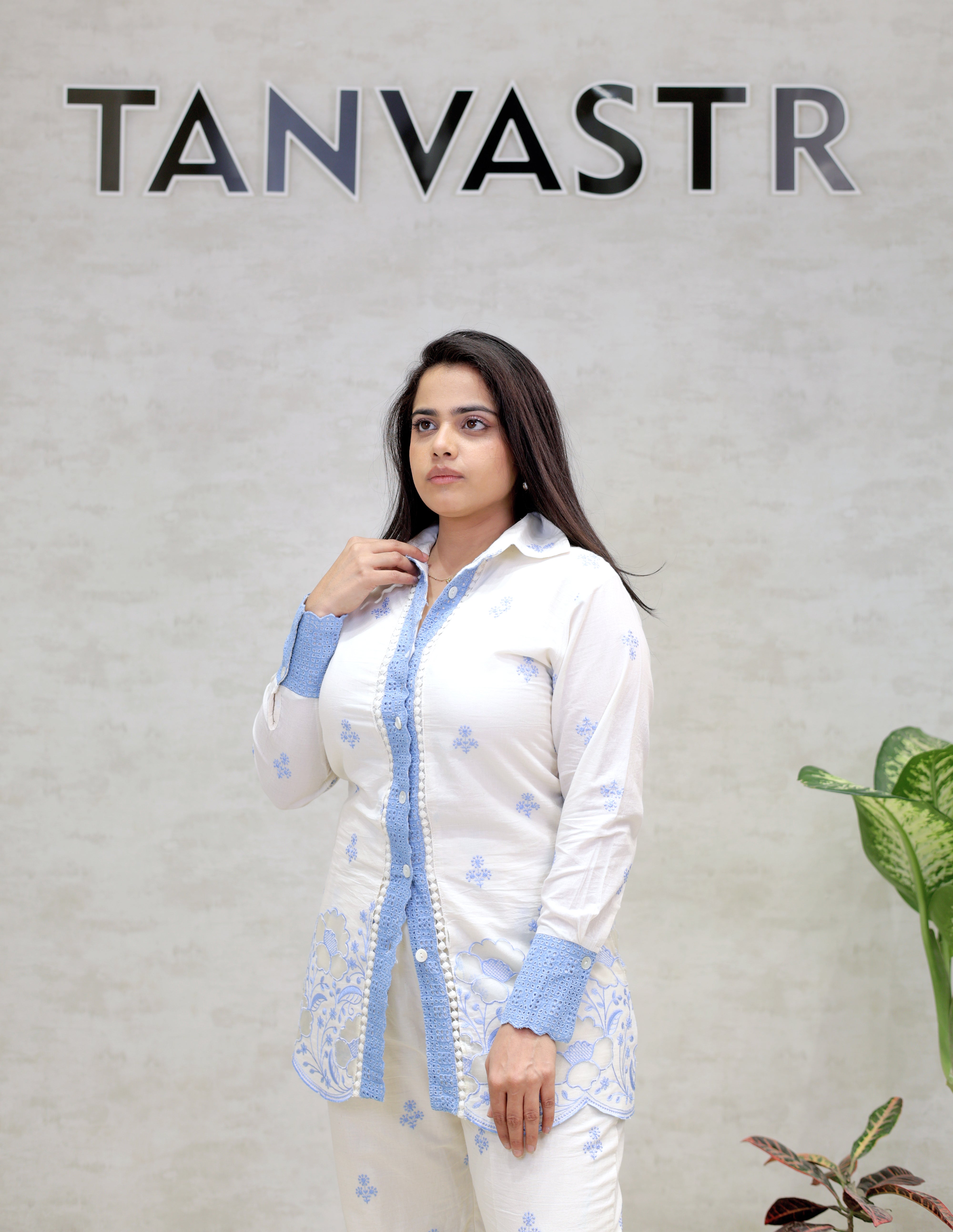 Applique Collar Shirt with Pants