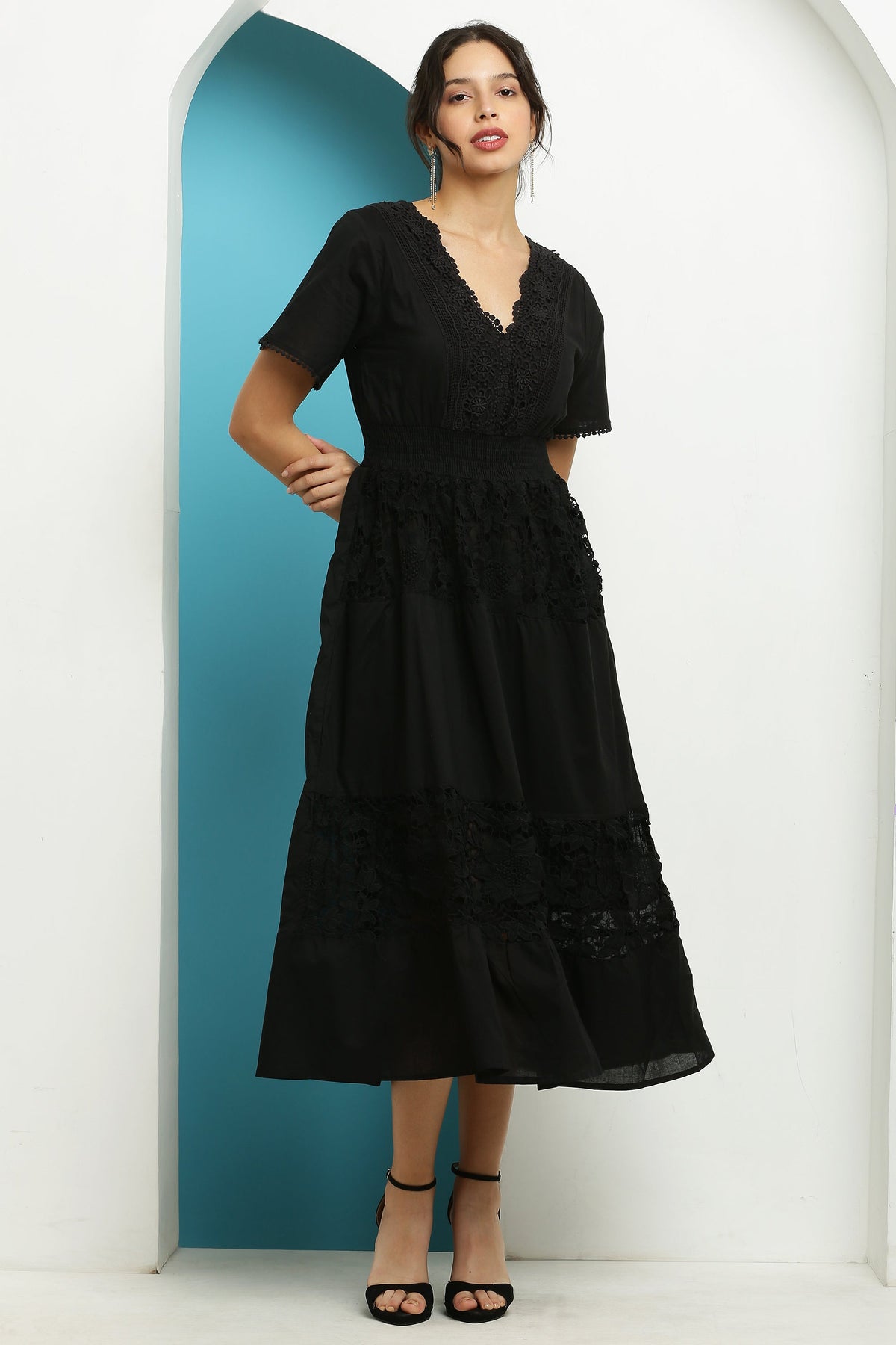 Wedding And Lace Dress Generation Love Lucinda Lace Midi Dress In Black/Beige 70% Off Editorialist Wedding And Lace Dress Generation Love Lucinda Lace Midi Dress In Black/Beige 70% Off Editorialist