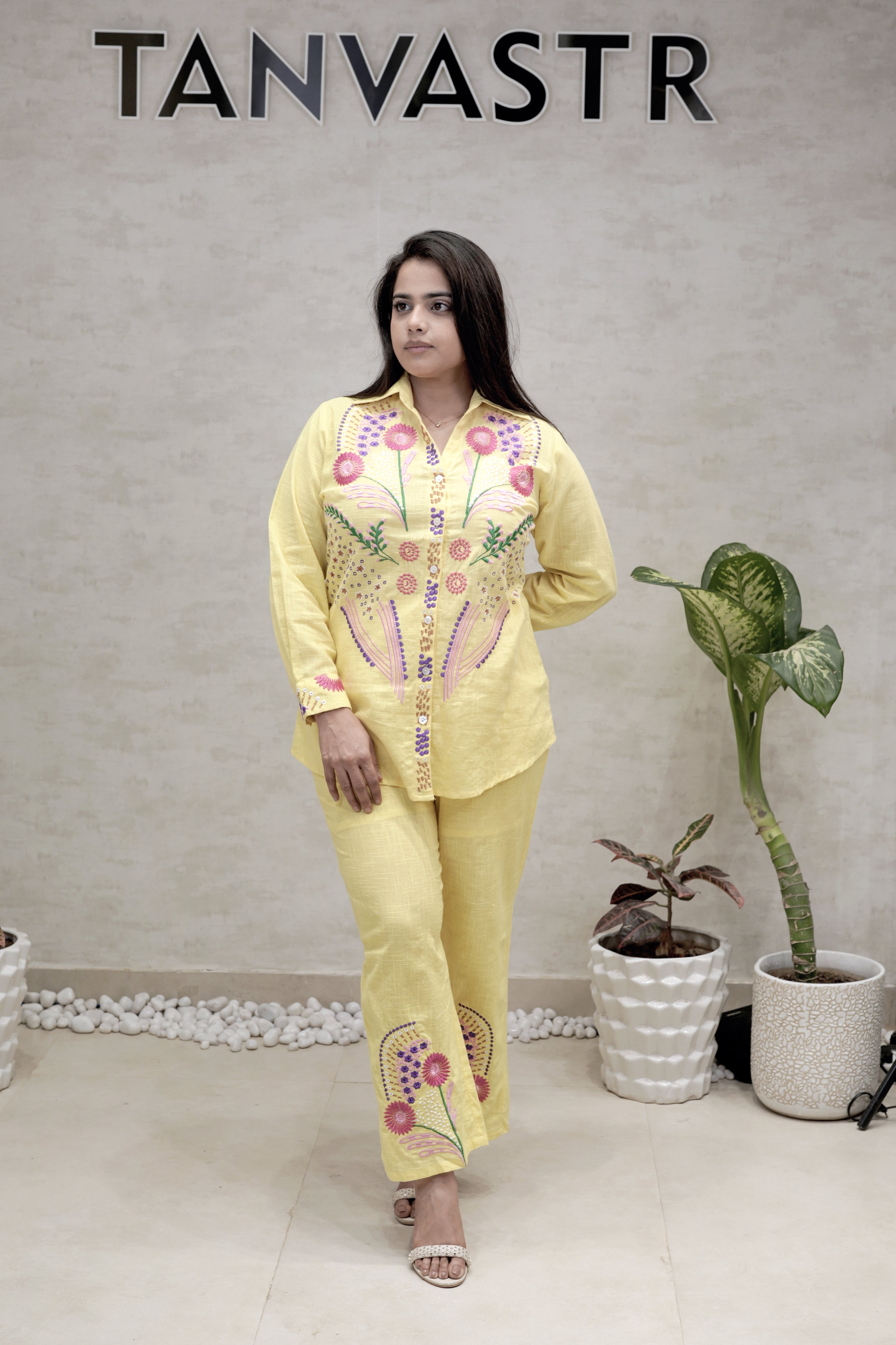 Jaipuri Thread Embroidered Shirt with Pants