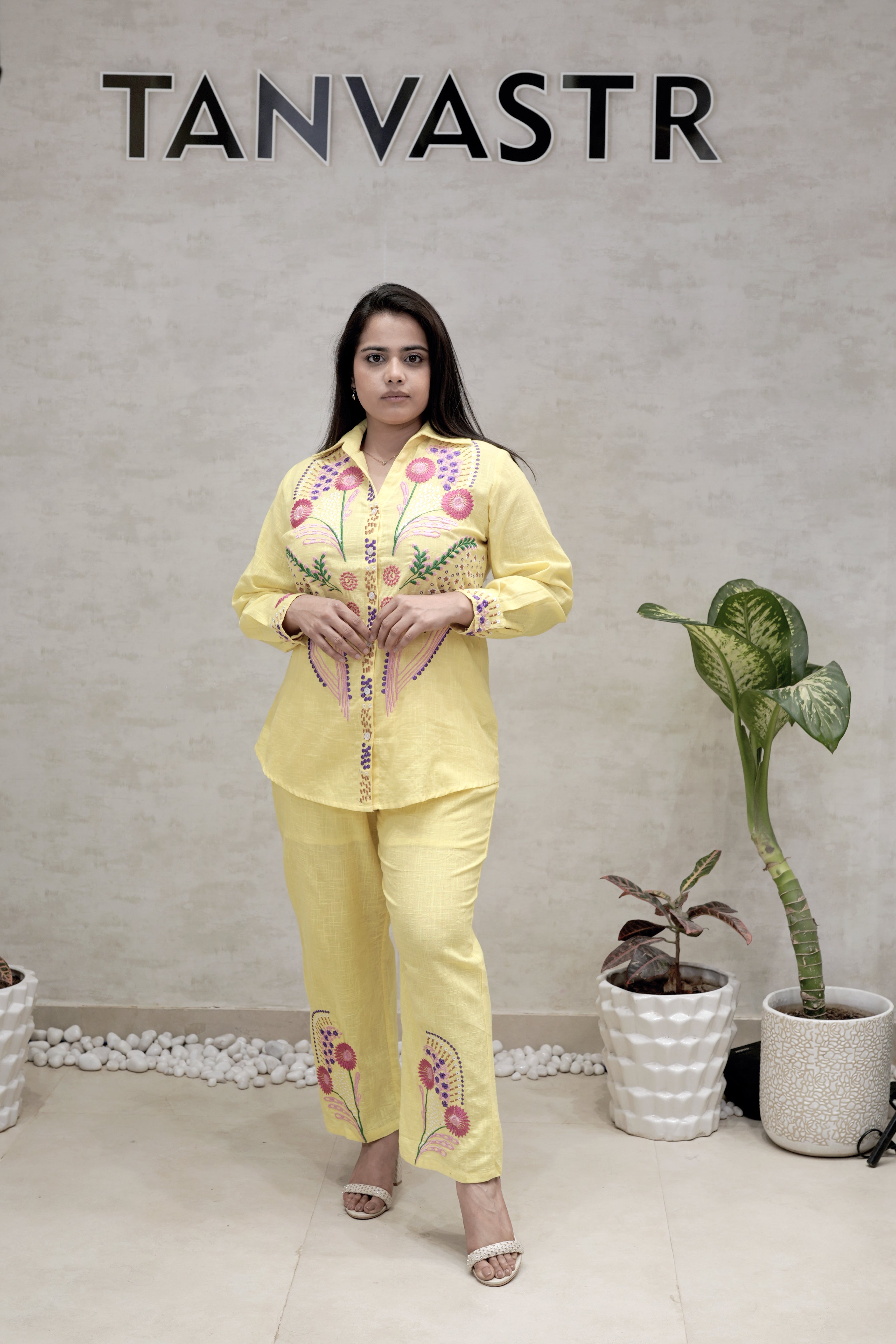Jaipuri Thread Embroidered Shirt with Pants