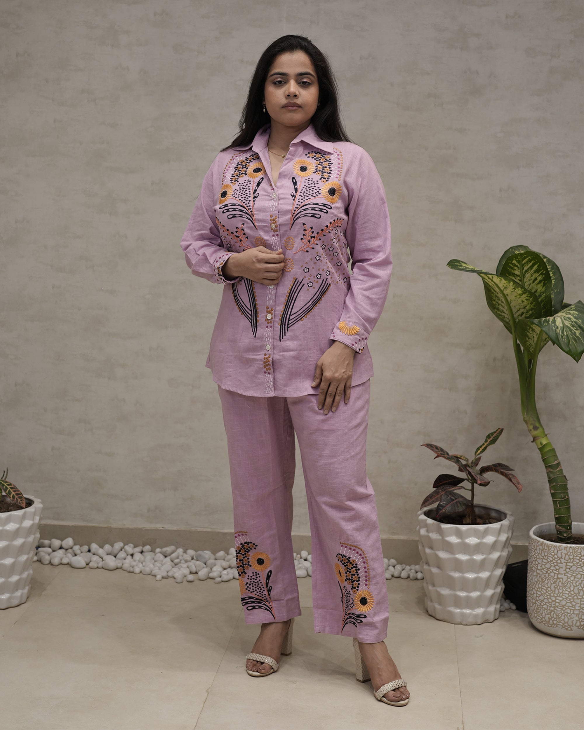 Jaipuri Thread Embroidered Shirt with Pants