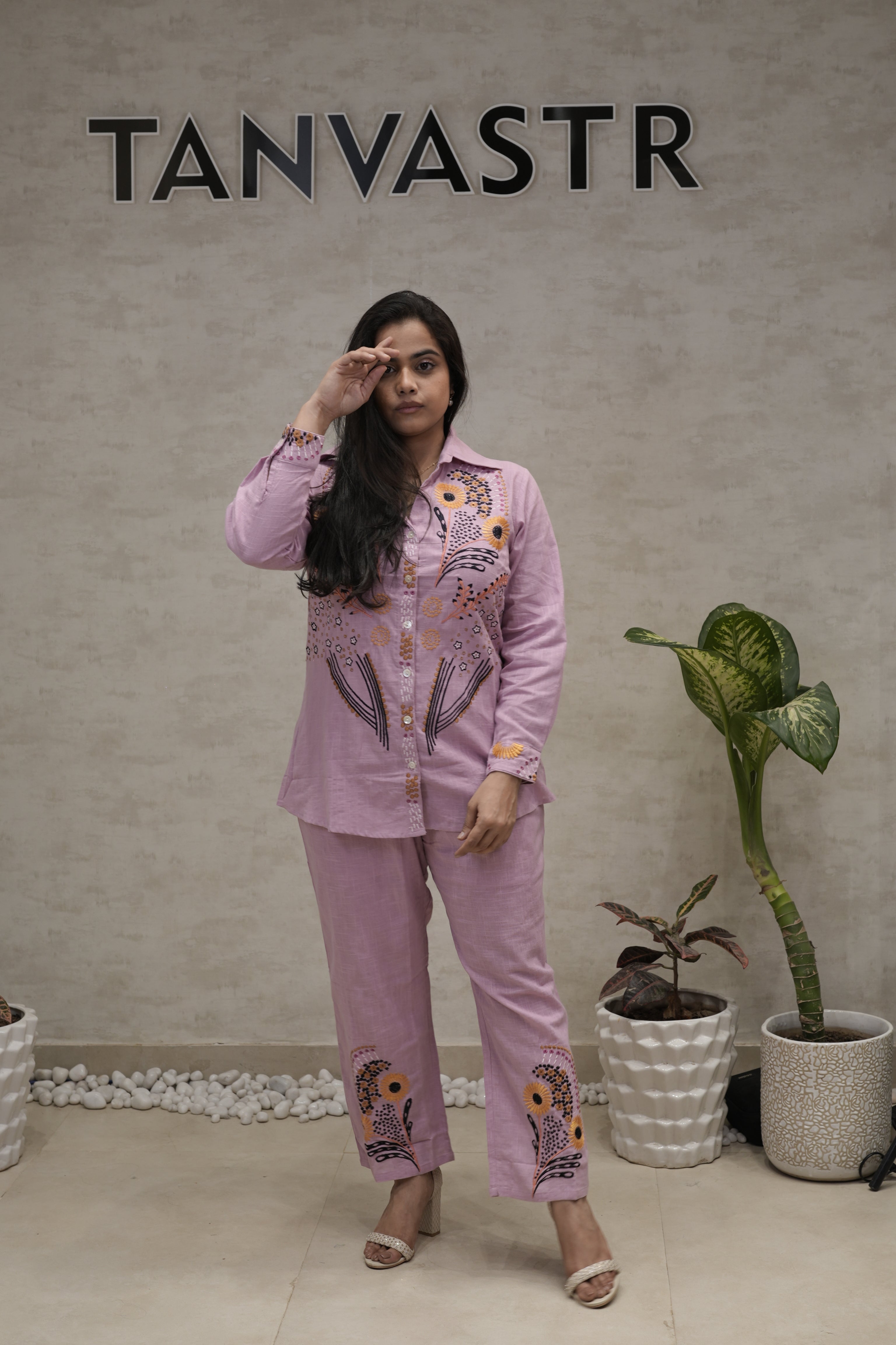 Jaipuri Thread Embroidered Shirt with Pants