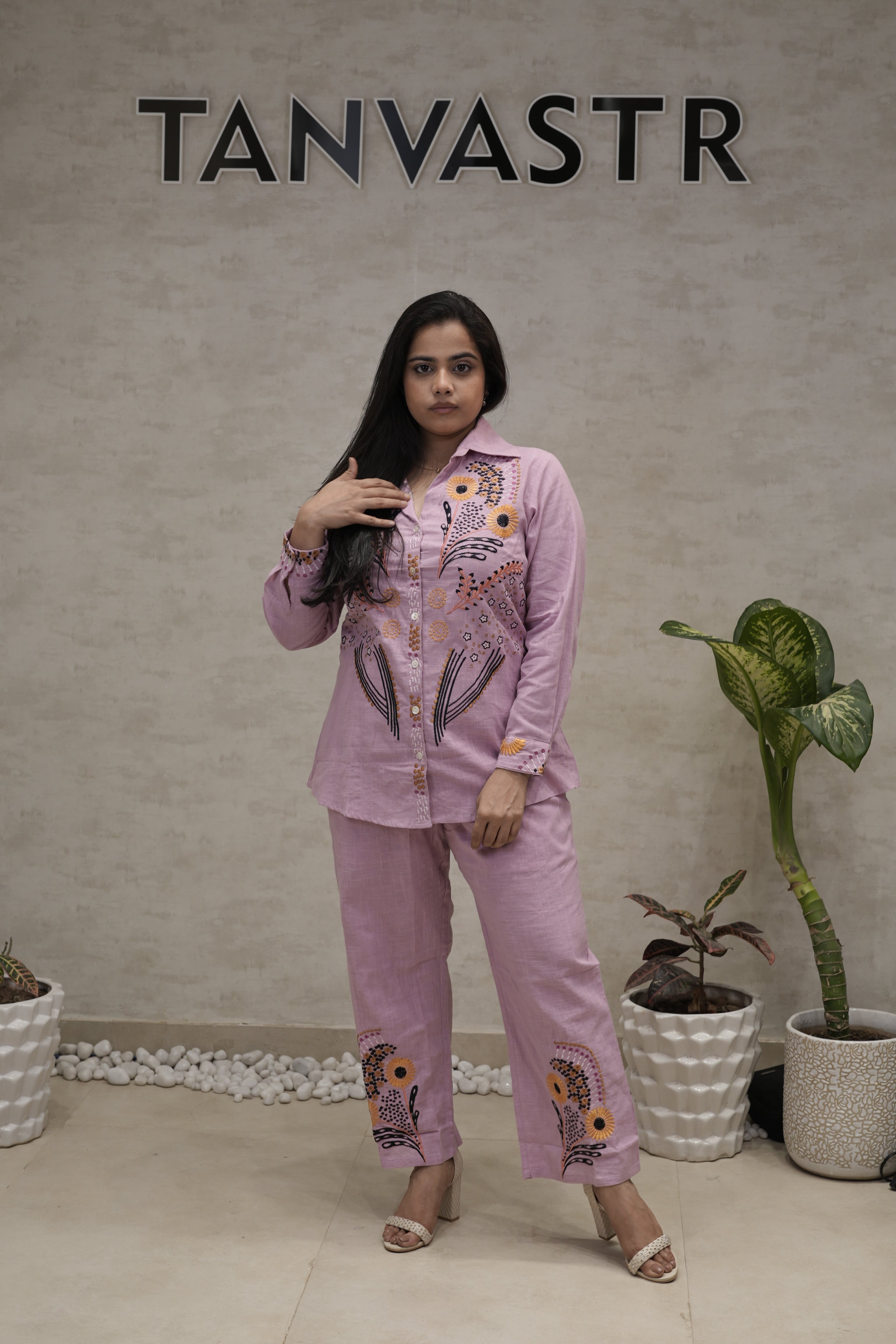 Jaipuri Thread Embroidered Shirt with Pants