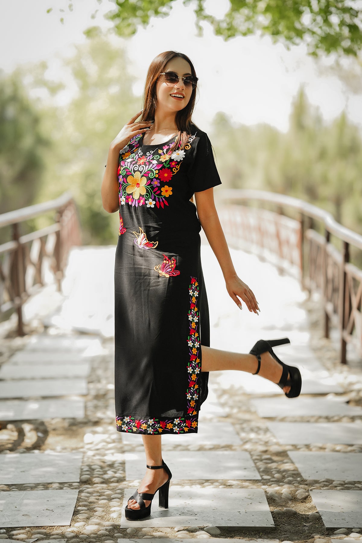 Straight Length Kurta Dress Floral Butterfly Embroidery