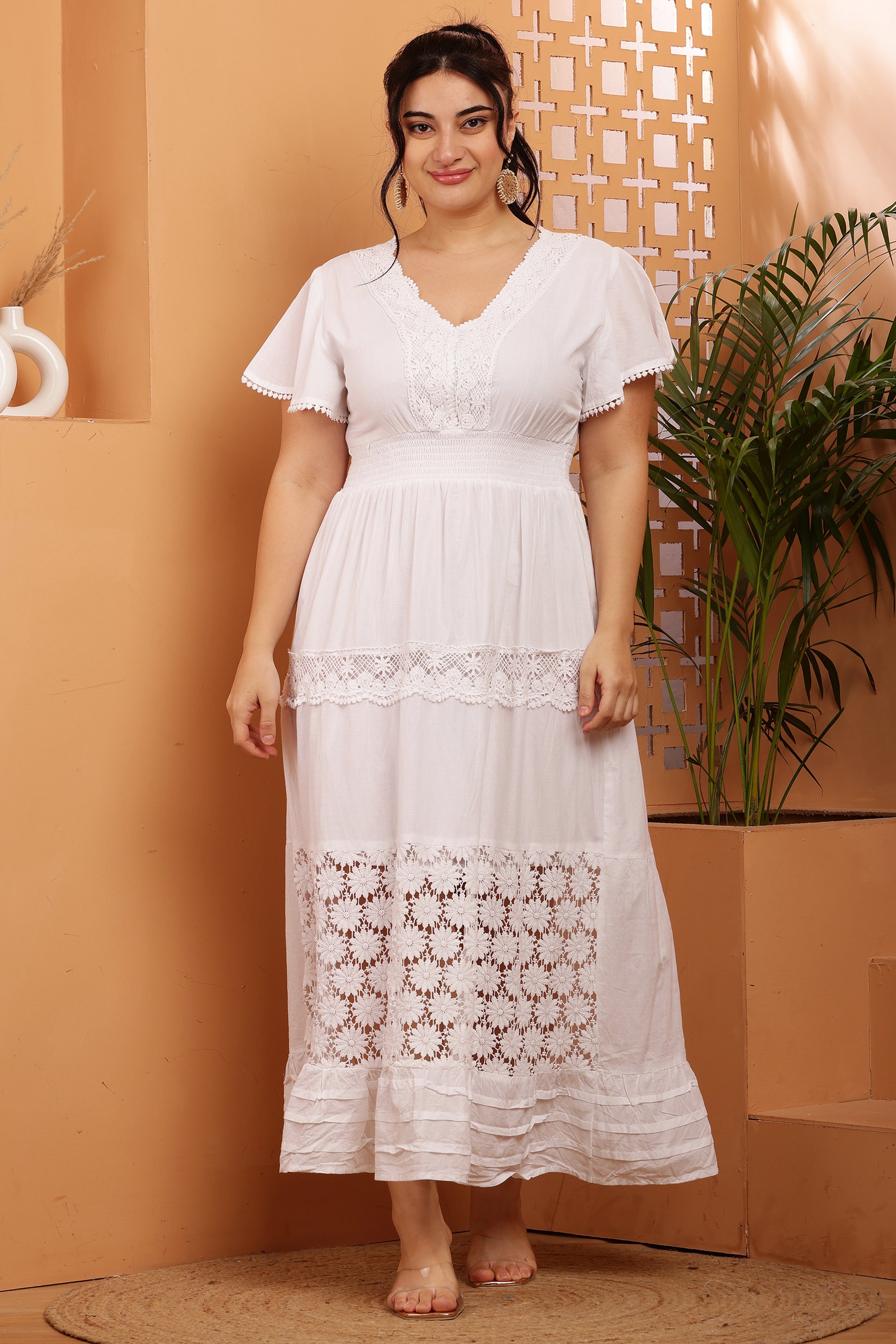 Flair Floral Lace Maxi Dress