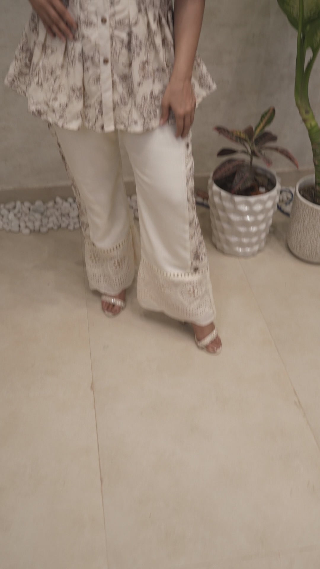 Mul Chanderi Pleated Collar Top with Pants