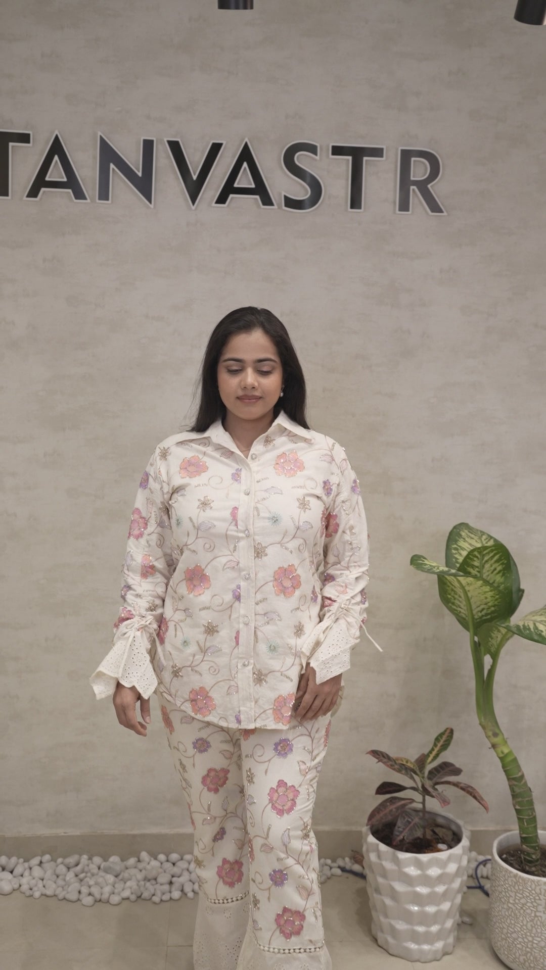 Motif Floral Embroidered Shirt with Pants