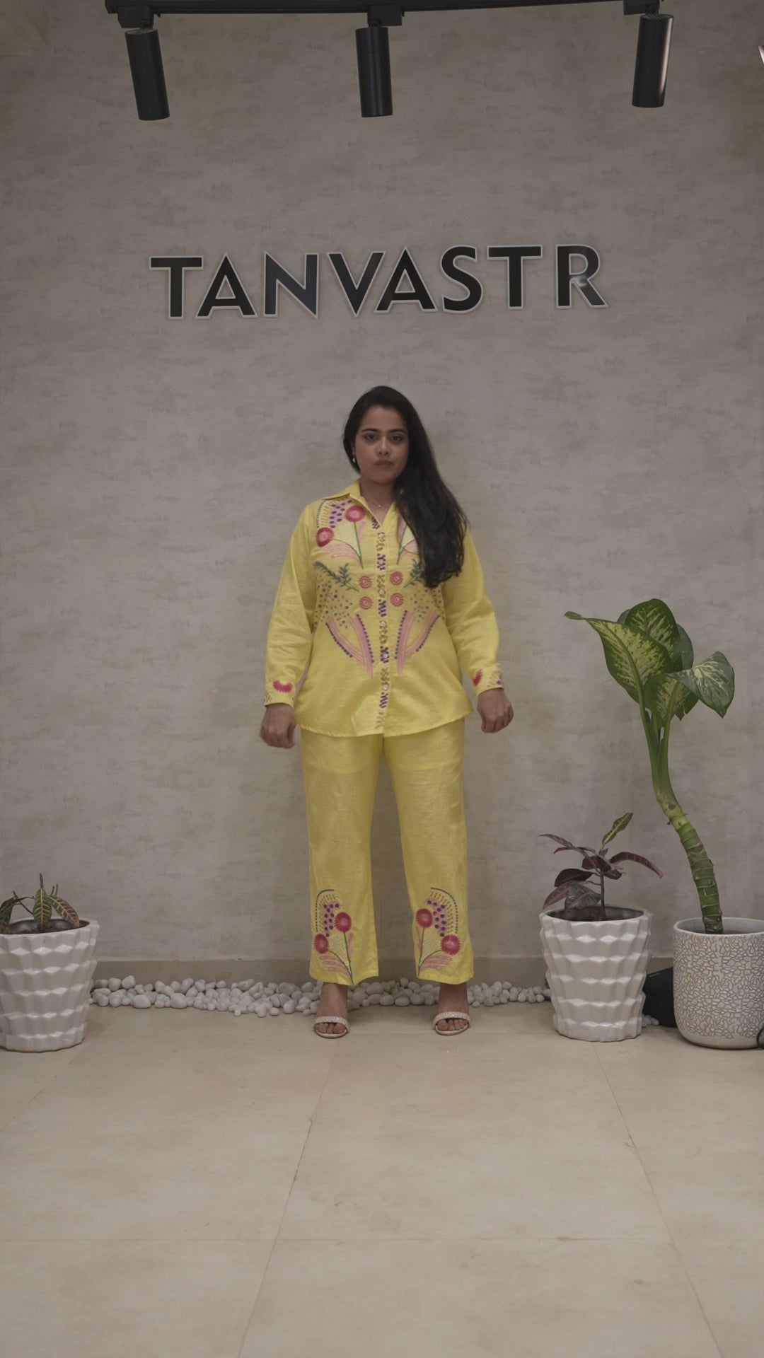 Jaipuri Thread Embroidered Shirt with Pants