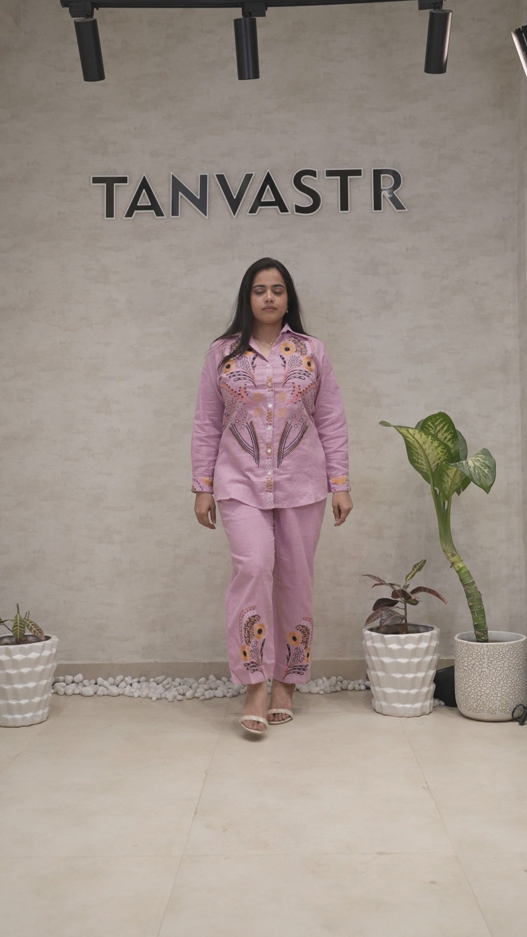 Jaipuri Thread Embroidered Shirt with Pants